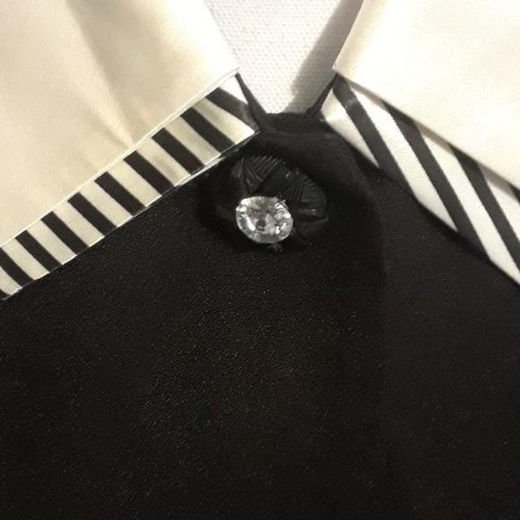 Striking Black Blazer with Embellishments, size 10 - Picture 4 of 6